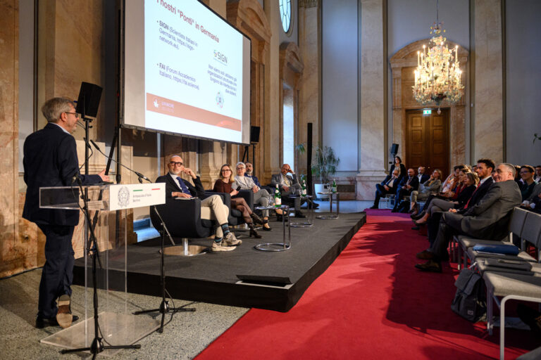 Quantum – Research, Industry and the Arts