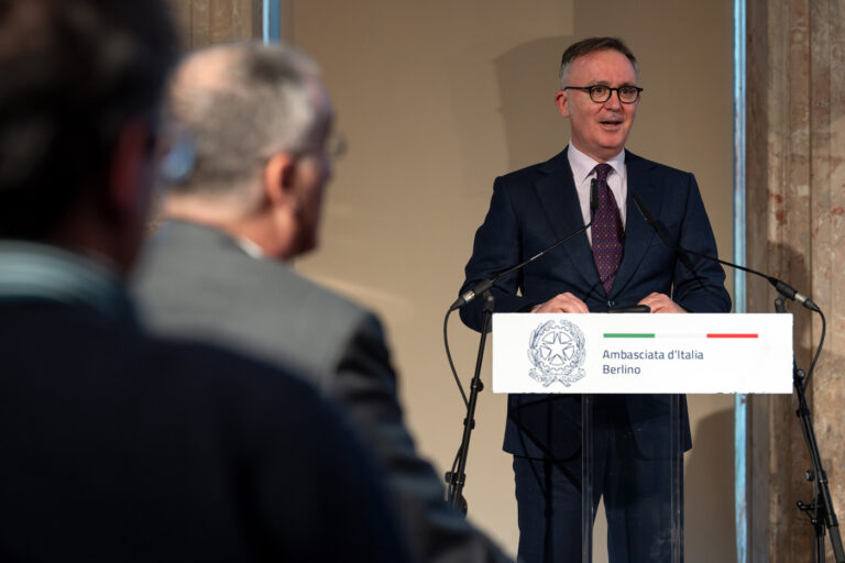 Quantum – Research, Industry and the Arts