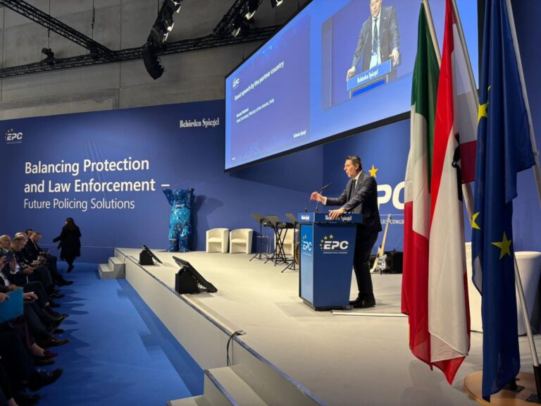 Congresso_Polizia_060526_1